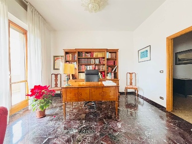 Foto Appartamento a Prato Zarini - Valentini di 200 m² con 7 locali