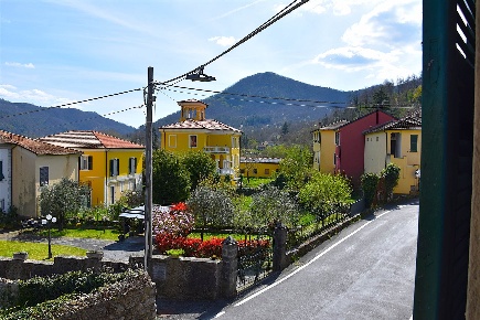 Foto Appartamento in via Provinciale 17, Varese Ligure San Pietro Vara