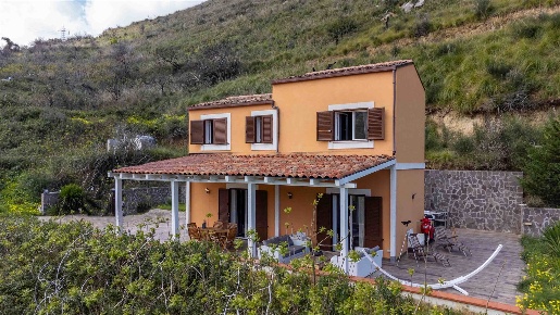 Foto Villa unifamiliare in contrada san biagio snc, Cefalù di 102 m²
