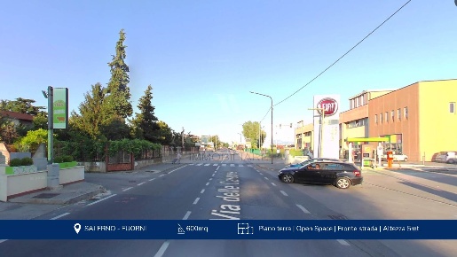 Foto Negozio a Salerno Zona Industriale - San Leonardo di 600 m² in affitto