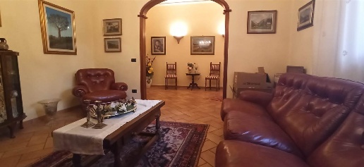 Foto Villa unifamiliare a Sesto Fiorentino Sesto Città di 240 m² in vendita