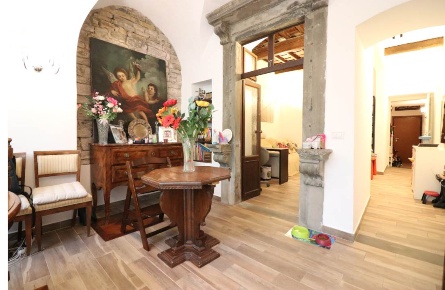 Foto Appartamento a Firenze San Niccolò di 130 m² con 5 locali in vendita