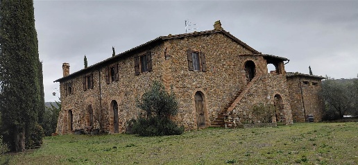Foto Rustico a Montalcino di 472 m² con 18 locali in vendita