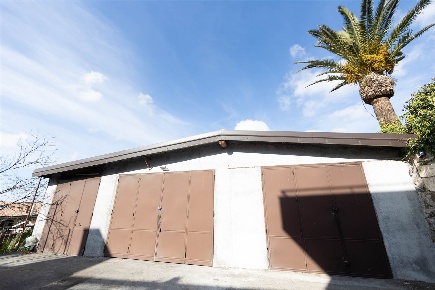 Foto Laboratorio in Via Scala 36, San Gregorio di Catania Centro di 289 m²