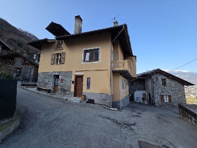 Foto Appartamento in Moulin 11/A, Pollein di 111 m² con 3 locali in vendita