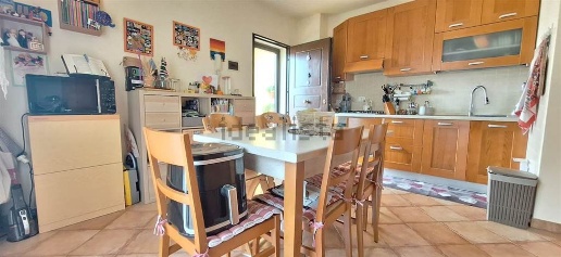 Foto Appartamento a Riparbella di 85 m² con 4 locali in vendita