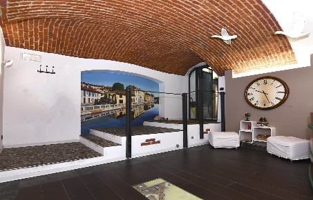 Foto Laboratorio in Alzai naviglio grande, Milano Piazza Napoli di 200 m²