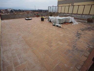 Foto Appartamento a Pistoia Stadio di 126 m² con 5 locali in vendita