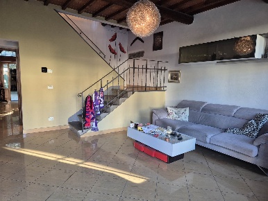 Foto Appartamento a Firenze Mantignano di 115 m² con 5 locali in vendita