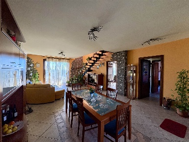 Foto Appartamento in VIA RIGO  7G, Viterbo Grotte Santo Stefano di 180 m²