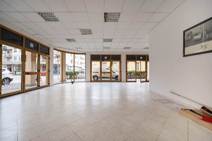 Foto Negozio a Firenze Careggi - Rifredi - Dalmazia di 115 m² con 2 locali
