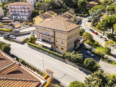 Foto Appartamento in Via Del Poggio, Andora Marina Di Andora di 115 m²
