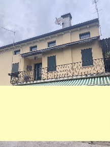 Foto Case semi ndipendenti a Gazzo di 187 m² con 4 locali in vendita