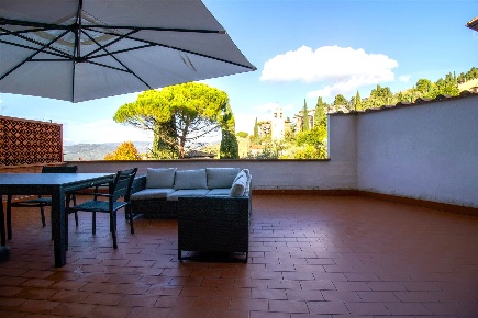 Foto Appartamento a Fiesole Centro di 90 m² con 4 locali in vendita