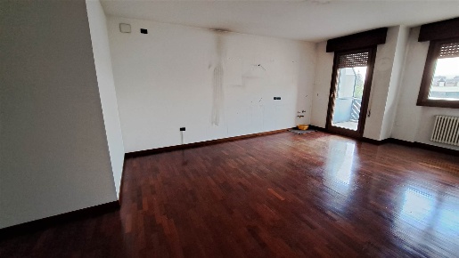 Foto Appartamento a Padova Chiesanuova di 120 m² con 5 locali in vendita
