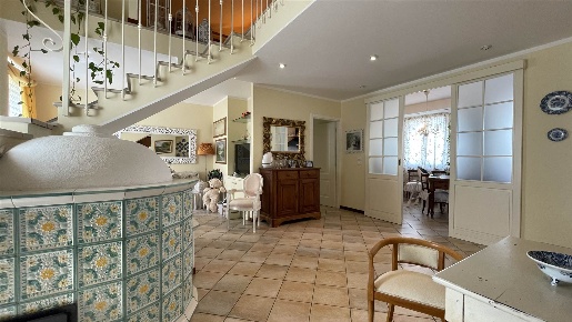 Foto Appartamento in VIA EMILIA, Tortona Centro di 215 m² con 6 locali