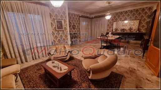 Foto Appartamento a Canicattì di 200 m² con 4 locali in vendita
