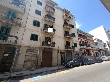 Foto Appartamento in via palermo 489, Messina Giostra di 95 m² con 3 locali
