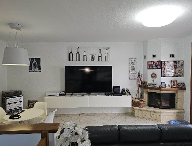 Foto Appartamento a Cecina Cecina Centro di 70 m² con 4 locali in vendita