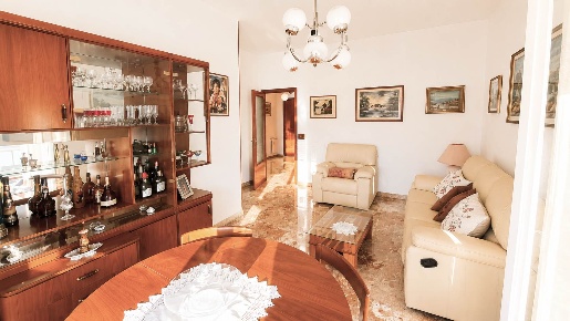 Foto Appartamento a Senigallia di 115 m² con 6 locali in vendita