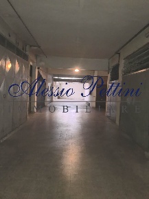 Foto Garage a Firenze Coverciano di 32 m² con 1 locali in vendita