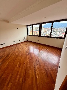 Foto Appartamento in Via Zara 62, Salerno Centro di 29 m² con 1 locali