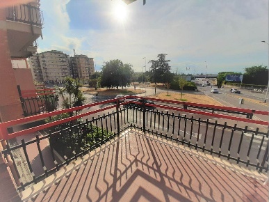 Foto Appartamento in Viale Guidoni, Firenze Novoli di 100 m² con 4 locali