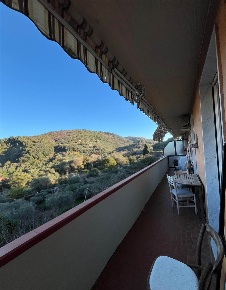 Foto Appartamento a Lerici Pugliola, Solaro di 70 m² con 3 locali