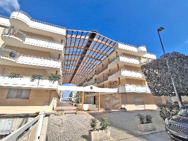 Foto Appartamento in Via Paisiello 10, Noci Centro di 80 m² con 3 locali