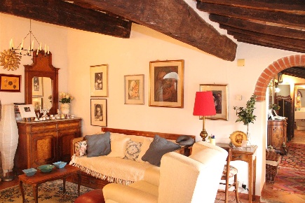 Foto Appartamento a Montecatini Val di Cecina Centro di 90 m² con 4 locali