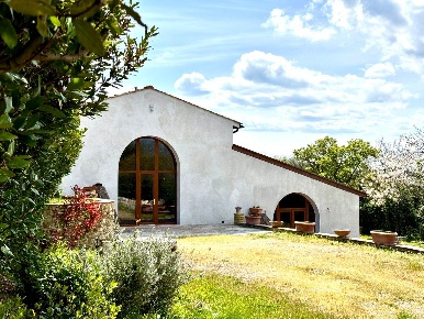 Foto Rustico a Barberino Tavarnelle Petrognano di 333 m² con 5 locali