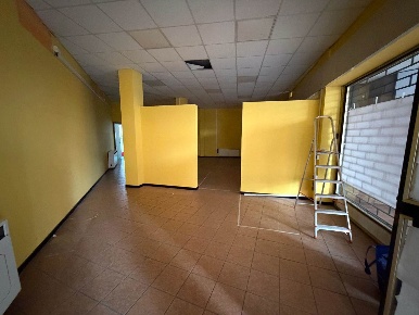Foto Attività commerciale in Via Liberazione, Gravellona Toce Centro