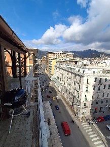 Foto Appartamento in VIA CLEMENTE MAURO 13, Salerno Centro di 135 m²