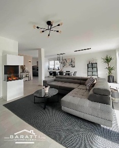 Foto Appartamento a Goito di 103 m² con 5 locali in vendita