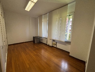 Foto Ufficio a Prato Repubblica di 18 m² con 1 locali in affitto