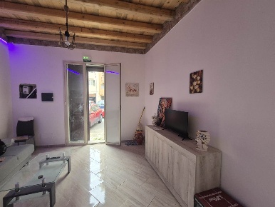 Foto Appartamento a Palermo Zisa di 100 m² con 5 locali in vendita