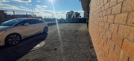 Foto Attività commerciale a Pistoia Pistoia Ovest di 185 m² con 2 locali