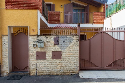 Foto Casa indipendente in Via Adelia, Catania Ballo - Cibele di 200 m²