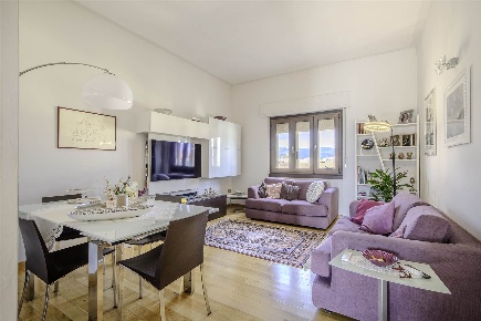 Foto Appartamento a Firenze Gavinana di 100 m² con 4 locali in vendita