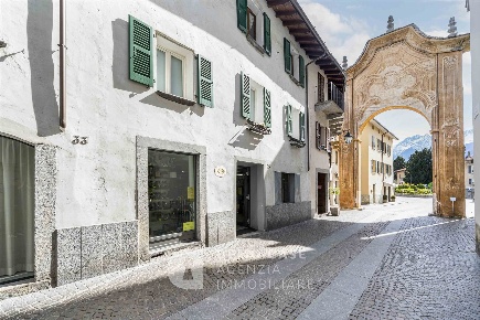 Foto Attività commerciale in Via Pedretti 35, Chiavenna Centro di 70 m²