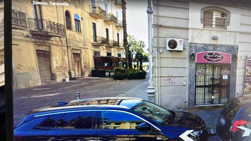 Foto Negozio in Corso Garibaldi 175, Salerno Centro di 43 m² in affitto