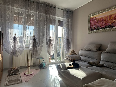 Foto Appartamento a Livorno Calzabigi di 72 m² con 5 locali in vendita
