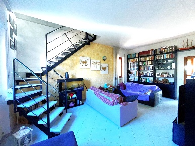 Foto Appartamento a Massarosa Massarosa Paese di 185 m² con 5 locali