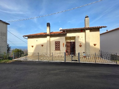 Foto Villa unifamiliare in Località Collevergari 42, Castel del Piano