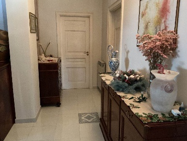 Foto Appartamento in VIA SEGNI, Aversa di 160 m² con 6 locali in vendita