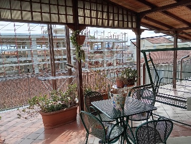 Foto Appartamento in VIA SEGNI, Aversa di 160 m² con 6 locali in vendita