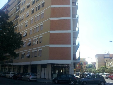 Foto Appartamento a Latina Centro di 120 m² con 6 locali in affitto