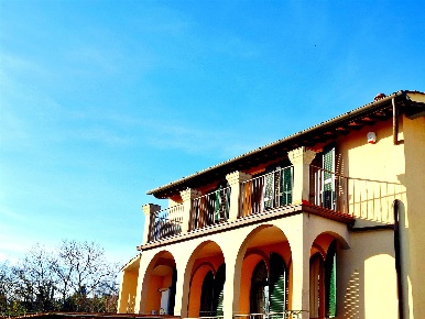 Foto Villa unifamiliare a Firenze Galluzzo di 200 m² con 6 locali