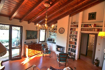 Foto Appartamento a Scansano Centro di 173 m² con 8 locali in vendita