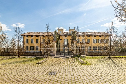 Foto Appartamento in via Regina Margherita 3, Biassono Cascine di 174 m²